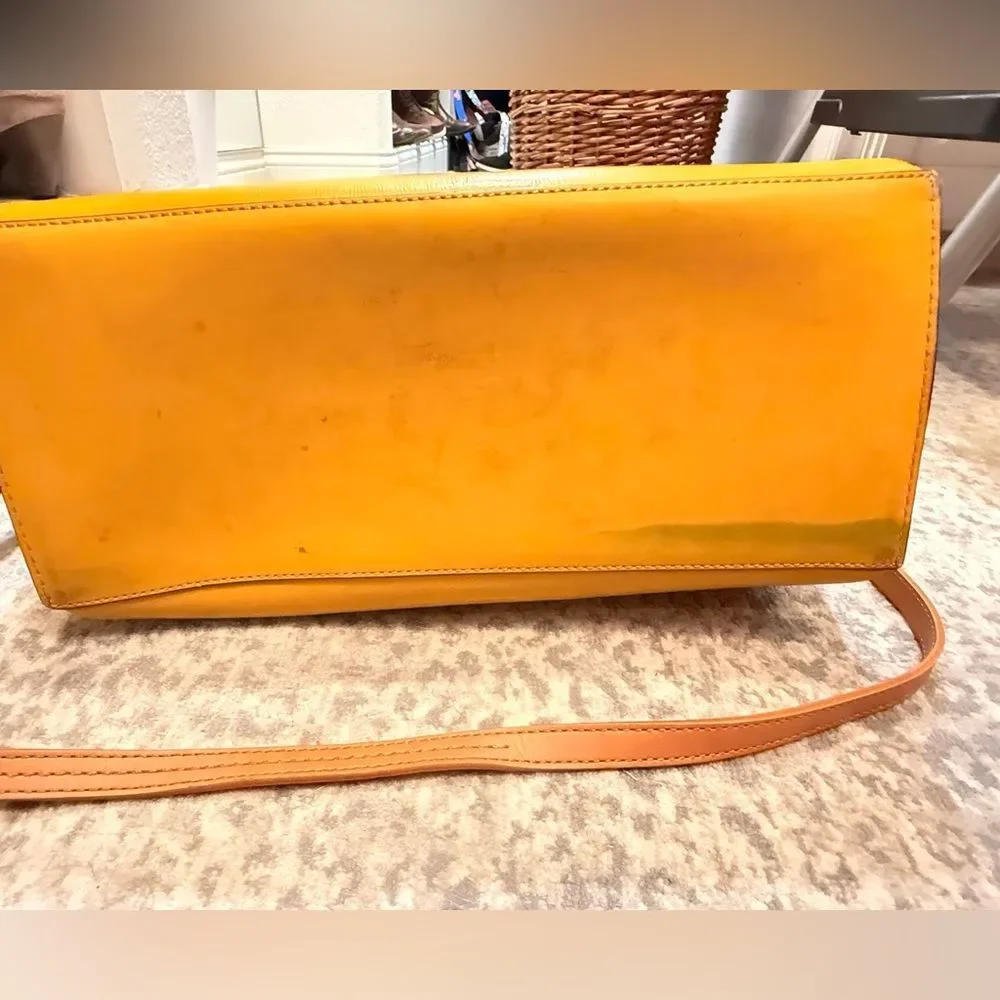 Tory Burch Tan and White Tote